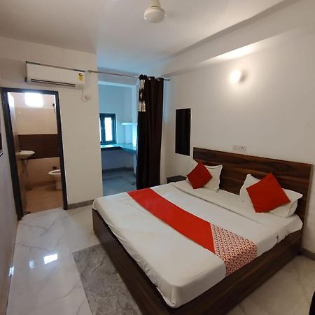 New Signature Village New Delhi Exteriör bild